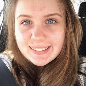 Meet your Posher, Abigail